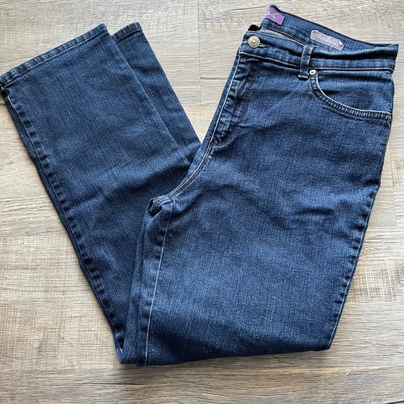 Gloria Vanderbilt Amanda Jeans Original Slimming Jeans Stretch Missy Sz 12 Short - Picture 1 of 12
